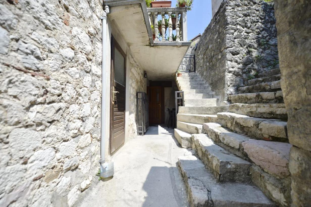 Apartment Amigo Old Town Kotor Dış mekan fotoğraf