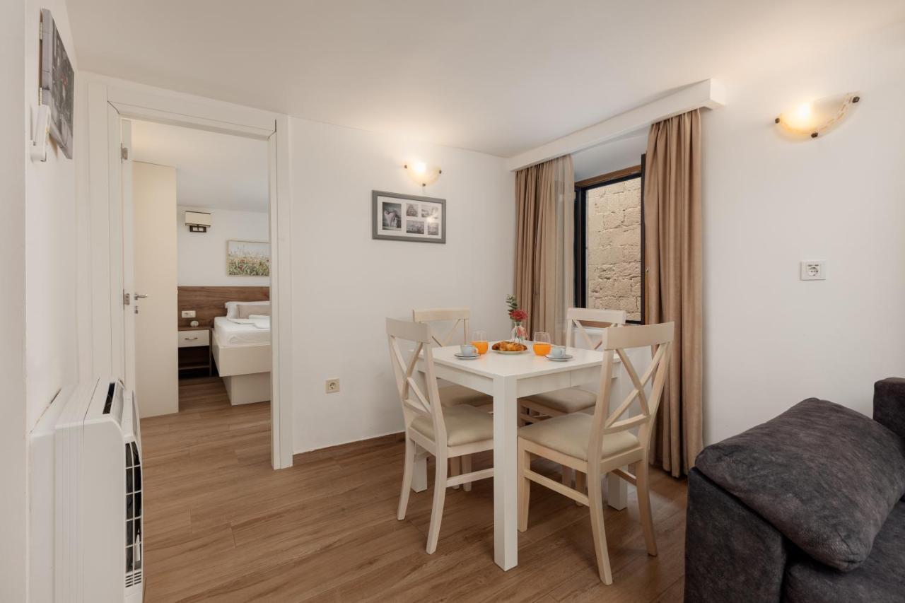 Apartment Amigo Old Town Kotor Dış mekan fotoğraf
