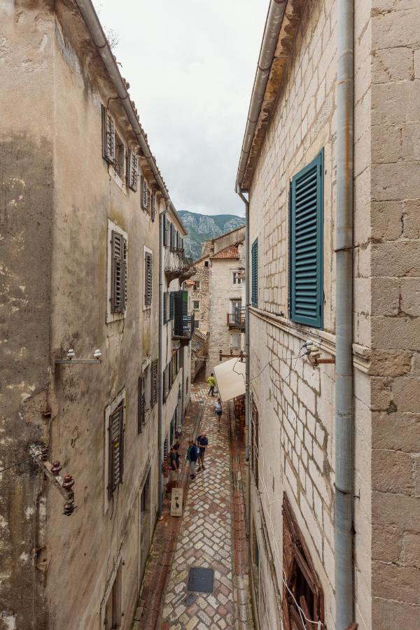 Apartment Amigo Old Town Kotor Dış mekan fotoğraf